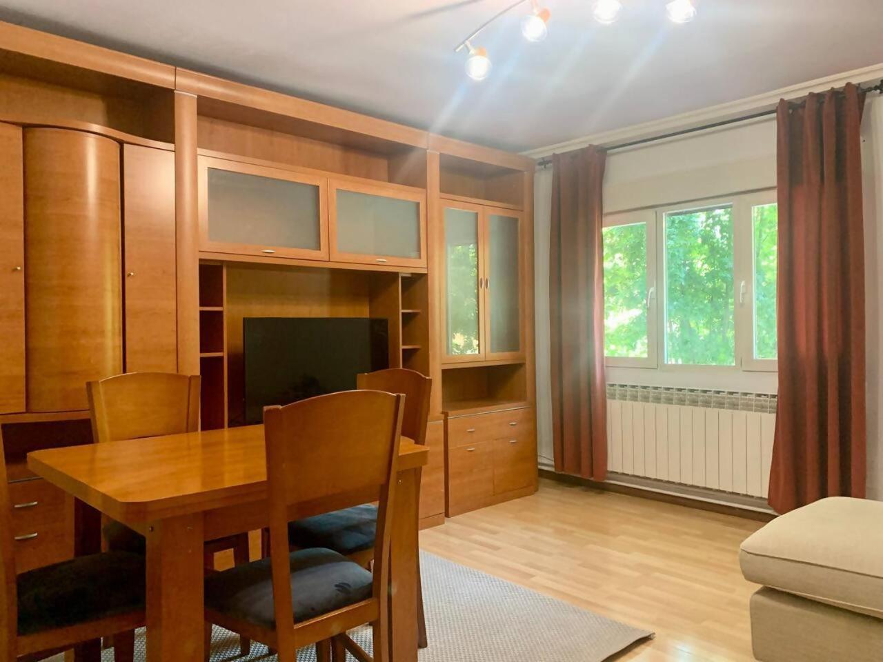 Apartamento Centrico Y Comodo Vitoria-Gasteiz Extérieur photo